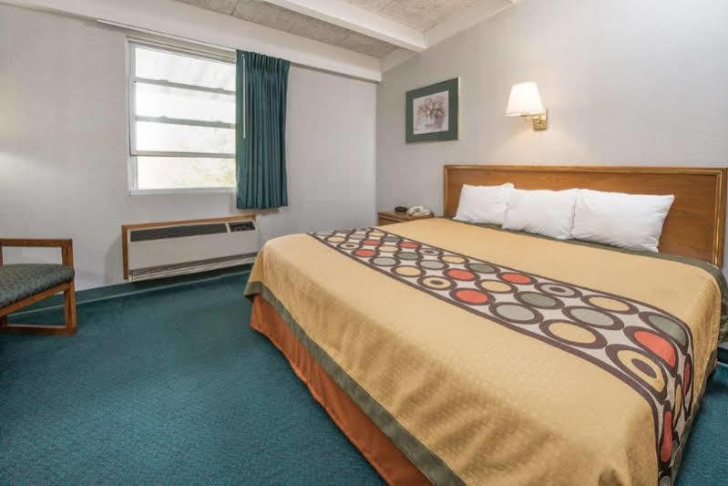 Red Roof Inn Richmond, In Екстериор снимка